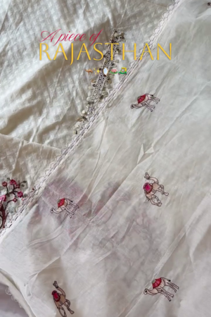 Elegant Off-White Embroidered Kurta Set with Dupatta – Premium Ethnic Wear for Women