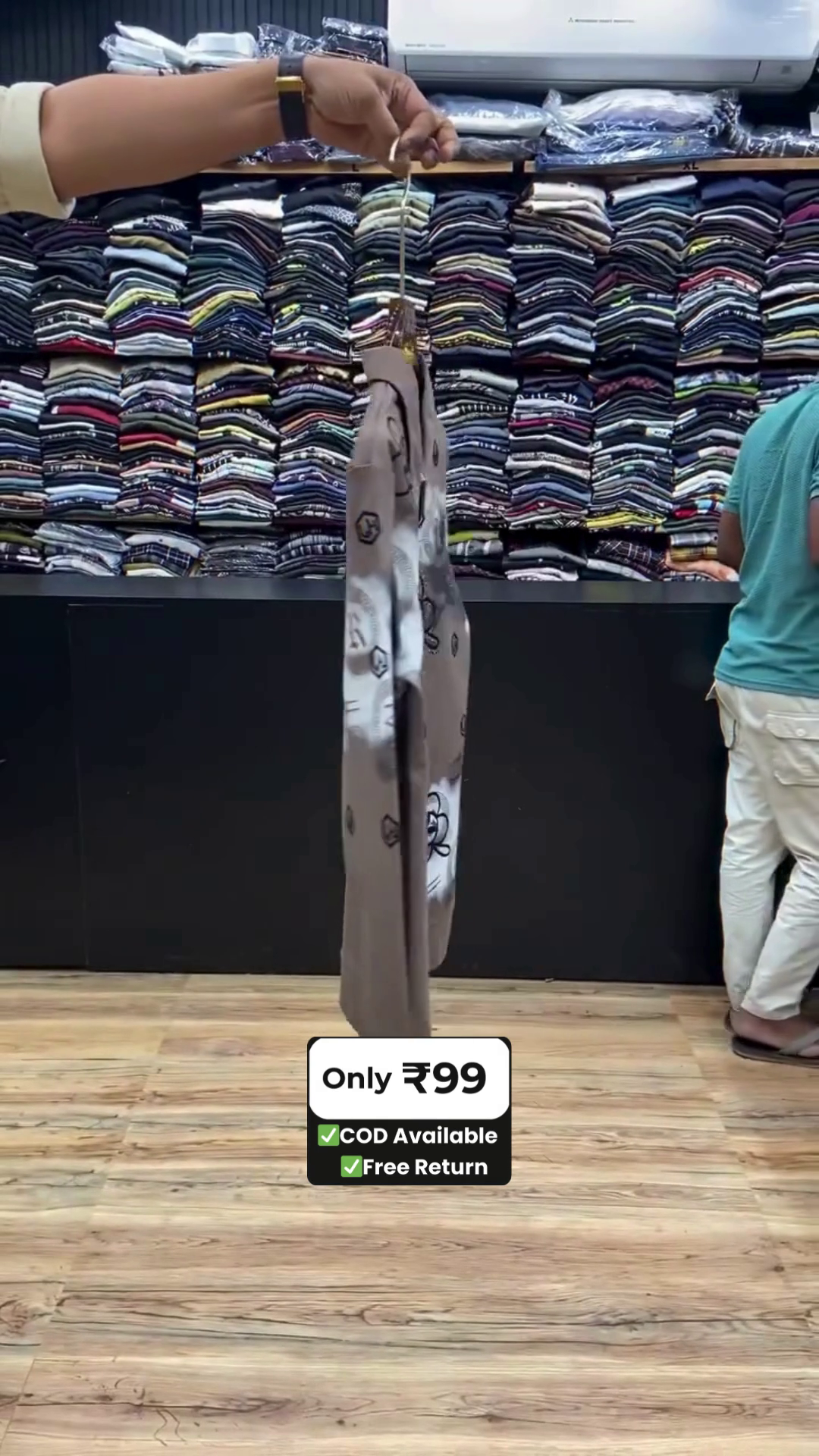 Men Slim Fit Floral Printed Casual Shirt - Image 10