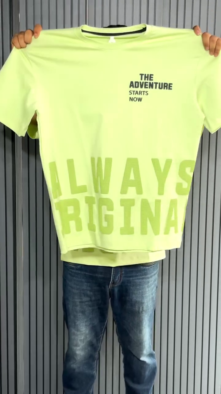 Men Typography Printed Raw Edge T-shirt - Image 4